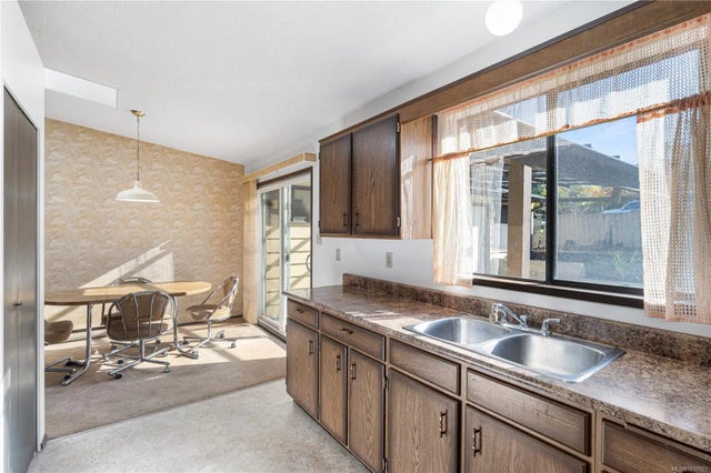 3 of 52 - 7431 Andrea Cres, Lantzville, BC