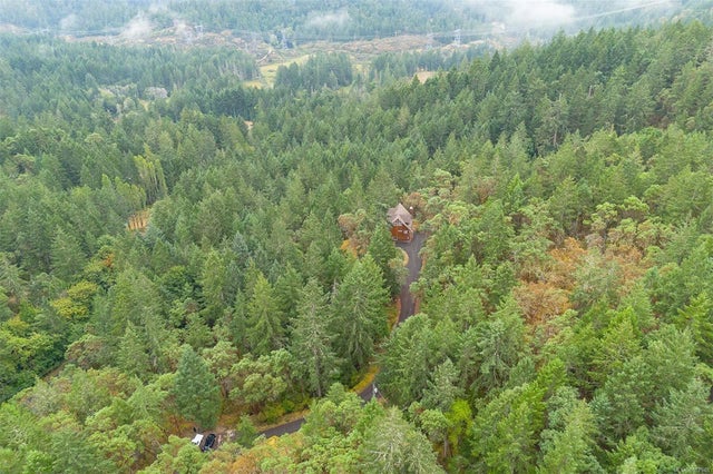 2 of 56 - 3715 Munn Rd, Highlands, BC