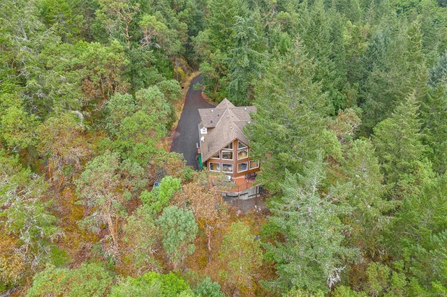 3 of 56 - 3715 Munn Rd, Highlands, BC