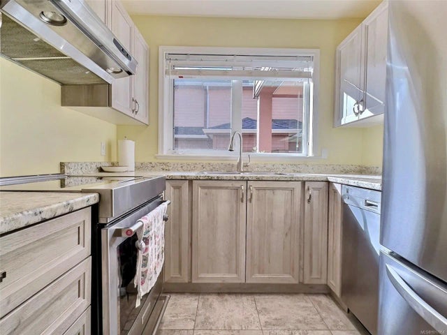 3 of 55 - 1652 Creekside Dr, Nanaimo, BC