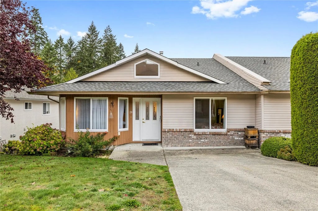 1150 Walkem Rd 28, Ladysmith