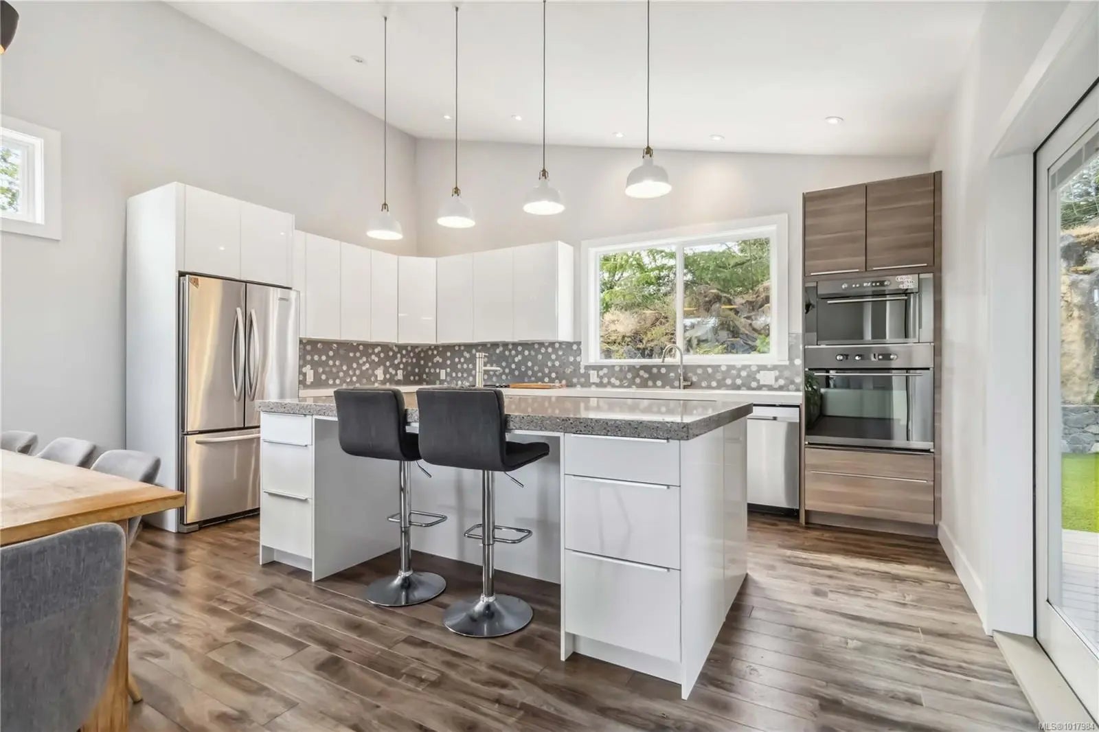 1017984, Residential, 936 Aqua Crt, Langford, BC, , , V9B 0N3