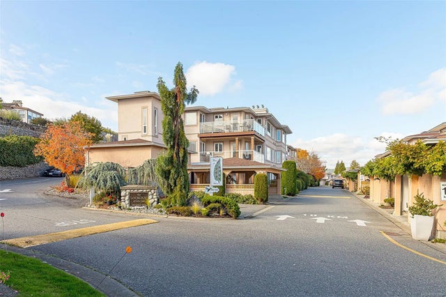 1 of 48 - 100 Gifford Rd 44, Ladysmith, BC
