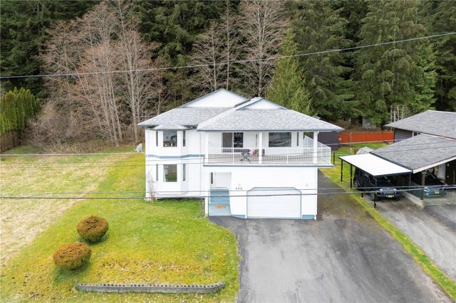 2 of 77 - 440 Macmillan Dr, Sayward, BC