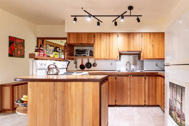 5 of 15 - 6686 Bell Mckinnon Rd, Duncan, BC