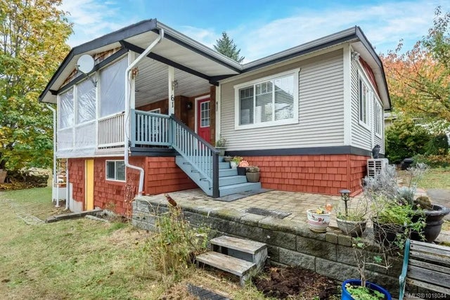 4 of 46 - 3216 Back Rd 61, Comox, BC