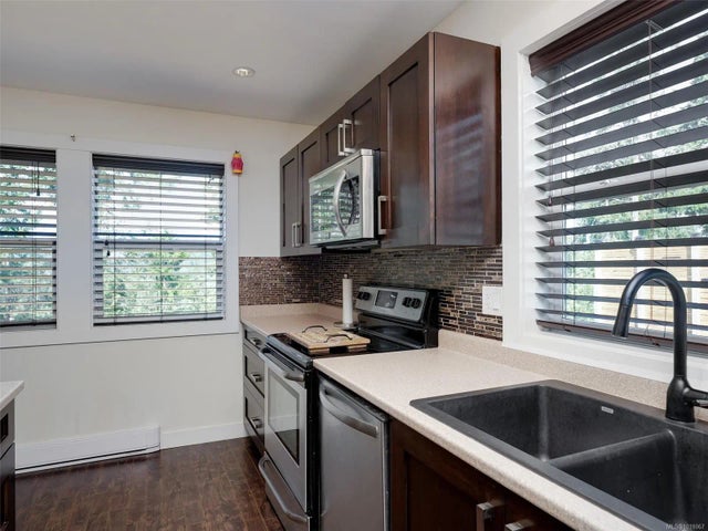 5 of 25 - 1042 Skylar Cir, Shawnigan Lake, BC