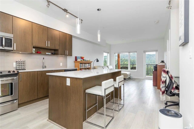 1 of 32 - 286 Wilfert Rd 404, View Royal, BC