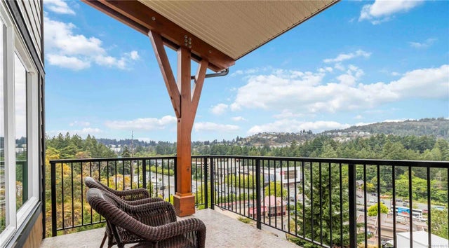 2 of 32 - 286 Wilfert Rd 404, View Royal, BC