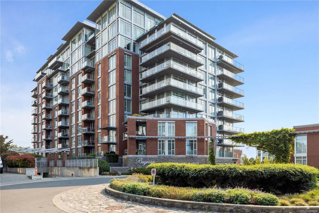 100 Saghalie Rd 210, Victoria
