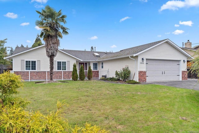 1 of 30 - 1353 Greenwood Way, Parksville, BC