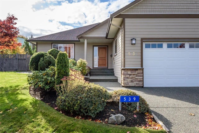 3 of 32 - 539 Spitfire Dr, Comox, BC