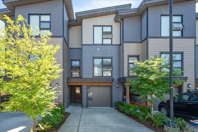 1 of 24 - 5240 Dublin Way 102, Nanaimo, BC
