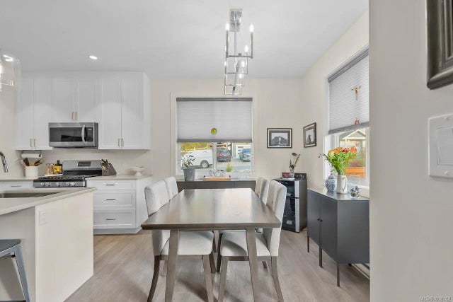 4 of 24 - 905 Boardwalk Ave, Nanaimo, BC