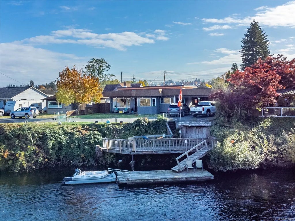 1631 20th Ave, Campbell River
