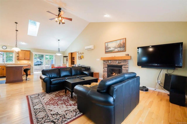 3 of 50 - 1613 Blackstone Pl, Nanaimo, BC