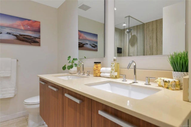 4 of 78 - 707 Courtney St 1003, Victoria, BC