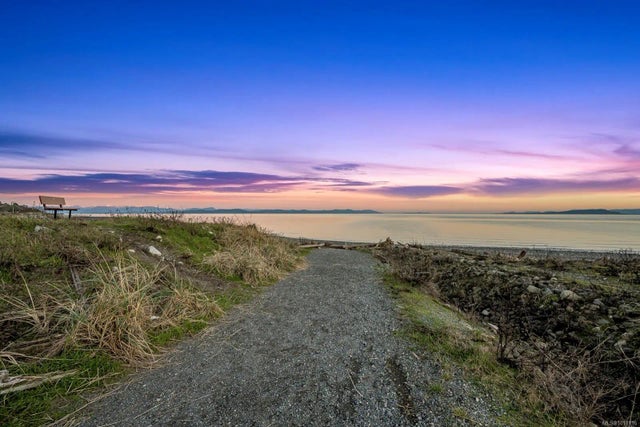 3 of 77 - 650 Lazo Rd, Comox, BC