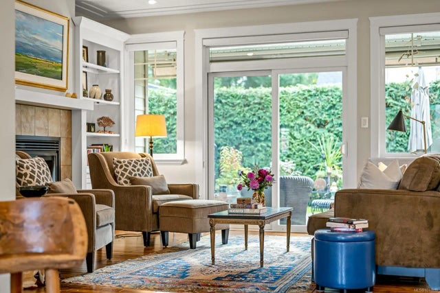 3 of 36 - 1861 Queens Ave, Comox, BC