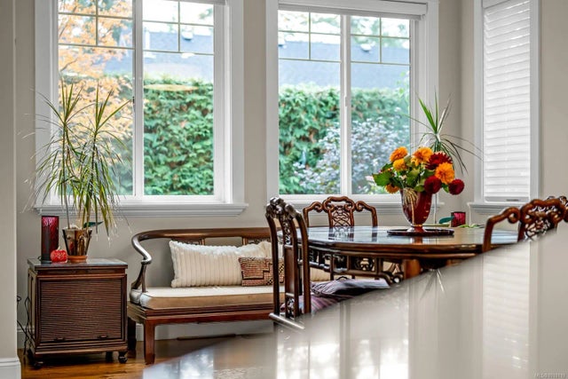 4 of 36 - 1861 Queens Ave, Comox, BC