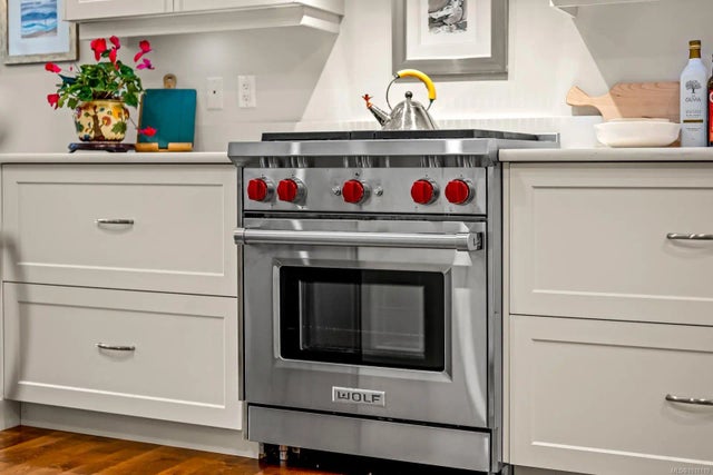 5 of 36 - 1861 Queens Ave, Comox, BC