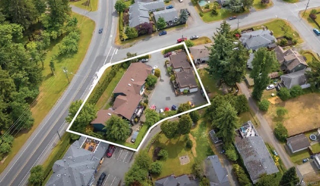 1 of 9 - 635 Bowen Rd, Nanaimo, BC