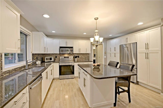 3 of 42 - 178 Elizabeth Dr, Salt Spring, BC