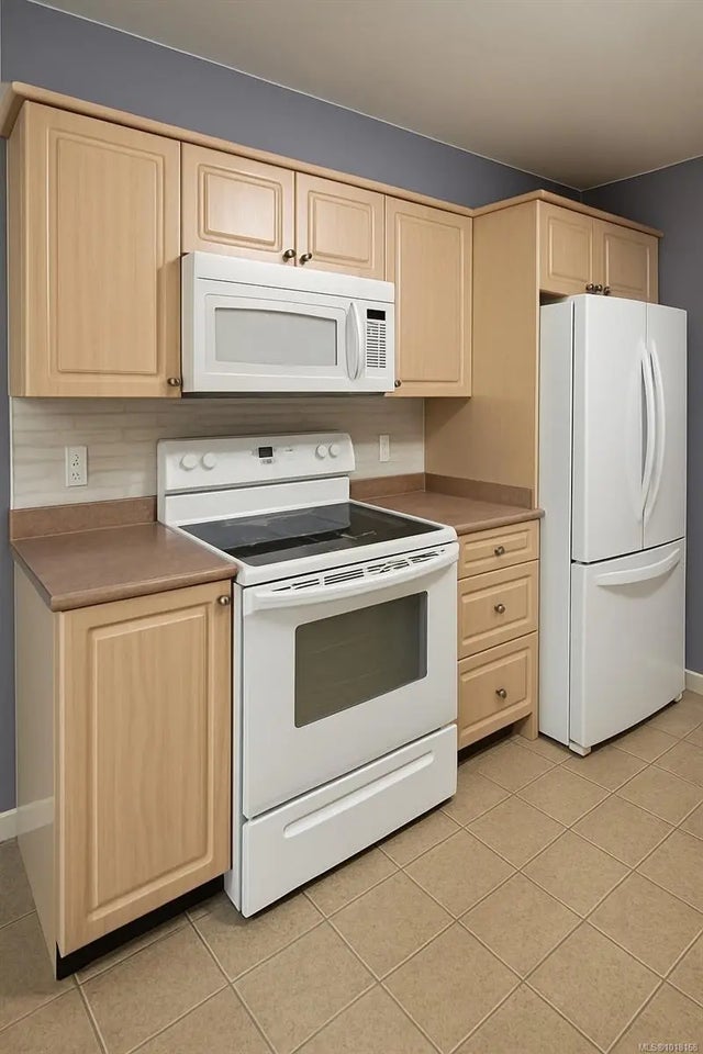 4 of 20 - 1240 Verdier Ave 204, Central Saanich, BC