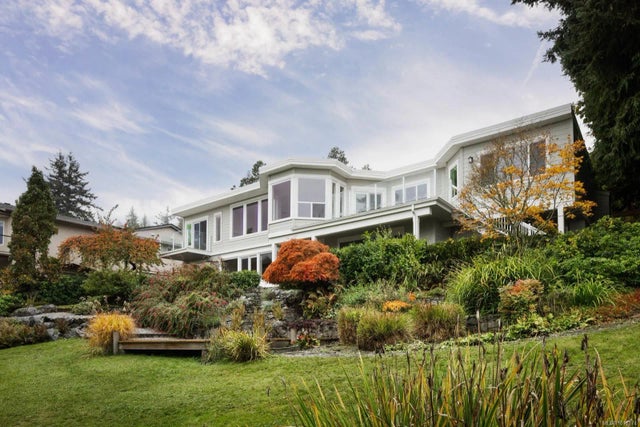 1 of 50 - 5055 Lochside Dr, Saanich, BC