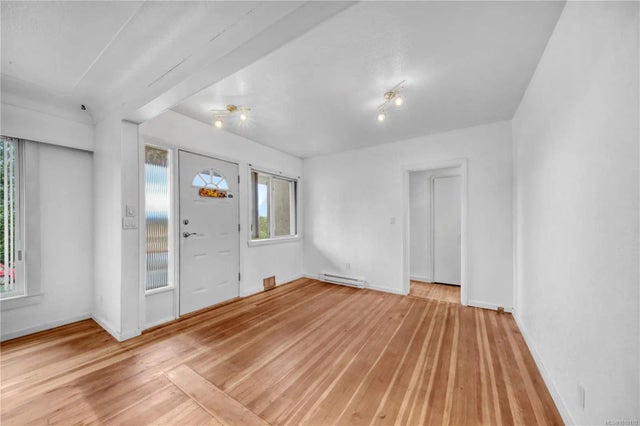 3 of 34 - 3543 7th Ave, Port Alberni, BC