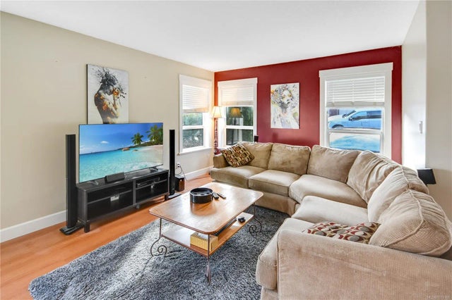 3 of 22 - 6011 Brickyard Rd, Nanaimo, BC