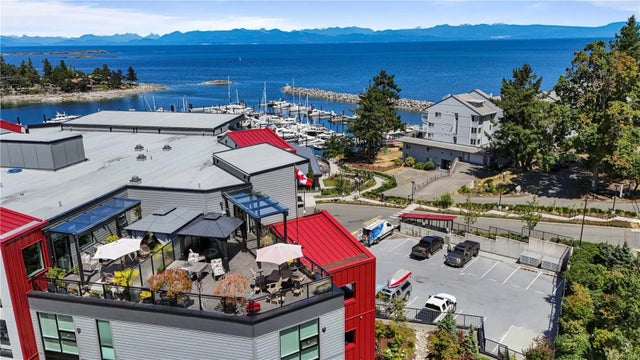 2 of 44 - 3529 Dolphin Dr 604, Nanoose Bay, BC