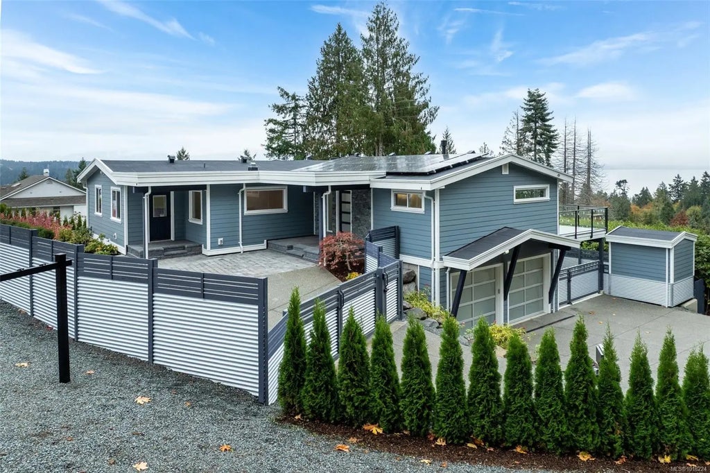 667 Noowick Rd, Mill Bay
