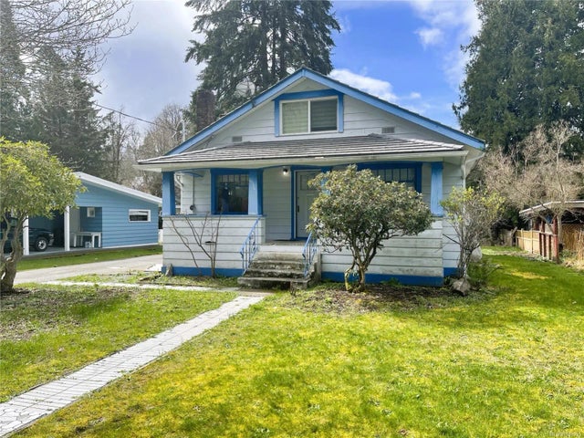 1 of 29 - 4438 Adelaide St, Port Alberni, BC