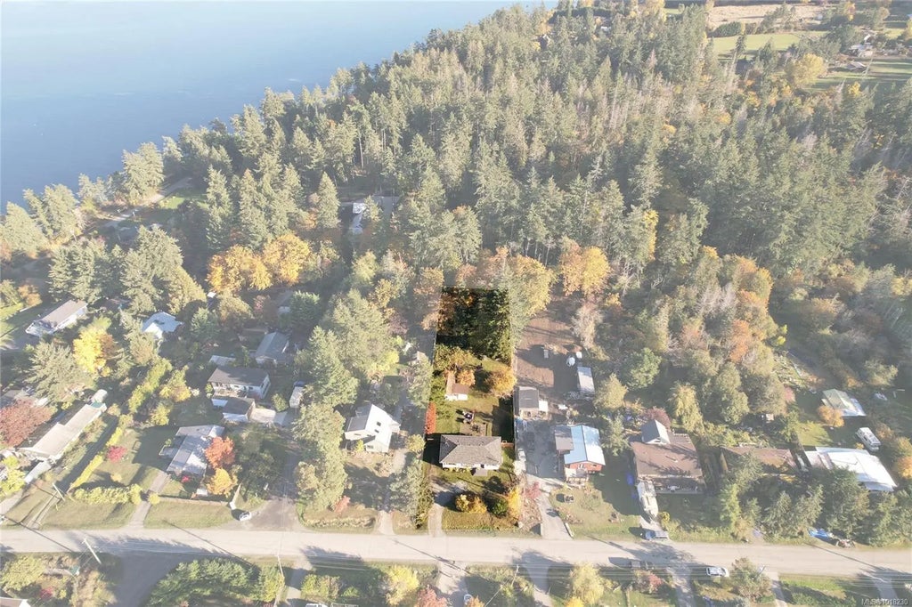 273 Maliview Dr, Salt Spring