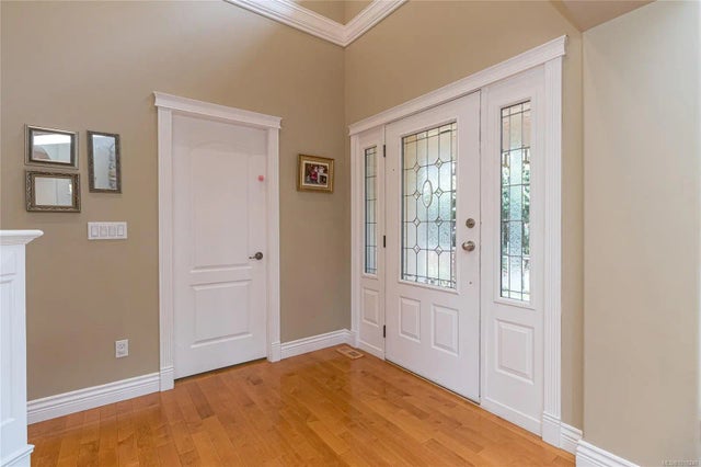 5 of 48 - 4512 Gordon Point Dr, Saanich, BC