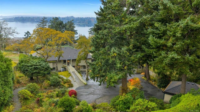 3 of 91 - 2850 Sea View Rd, Saanich, BC