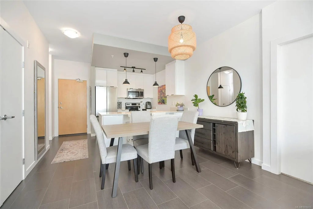 2871 Jacklin Rd 421, Langford