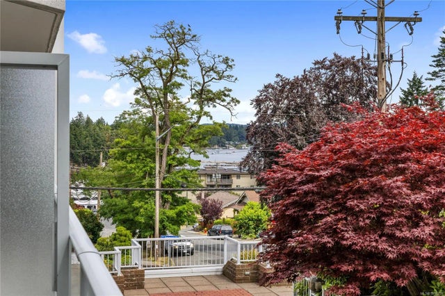 2 of 23 - 220 Townsite Rd 202, Nanaimo, BC