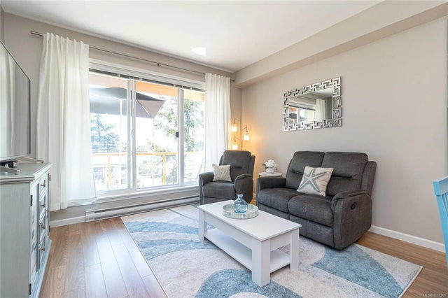 2 of 28 - 1959 Polo Park Crt 210, Central Saanich, BC