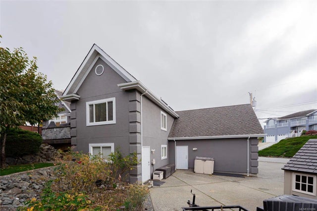 5 of 52 - 301 Mount Royal Pl, Nanaimo, BC