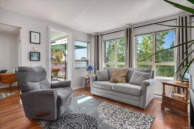 3 of 45 - 297 Hirst Ave W 404, Parksville, BC