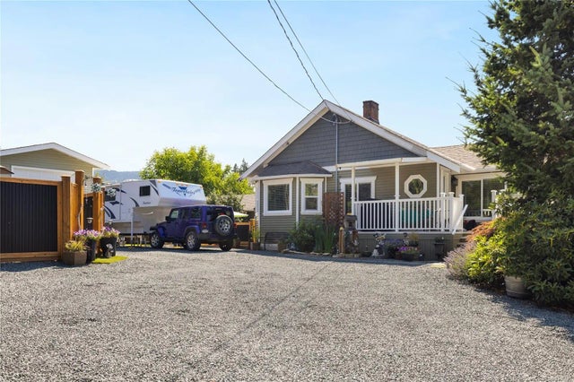 4 of 62 - 1988 Maple Bay Rd, Duncan, BC