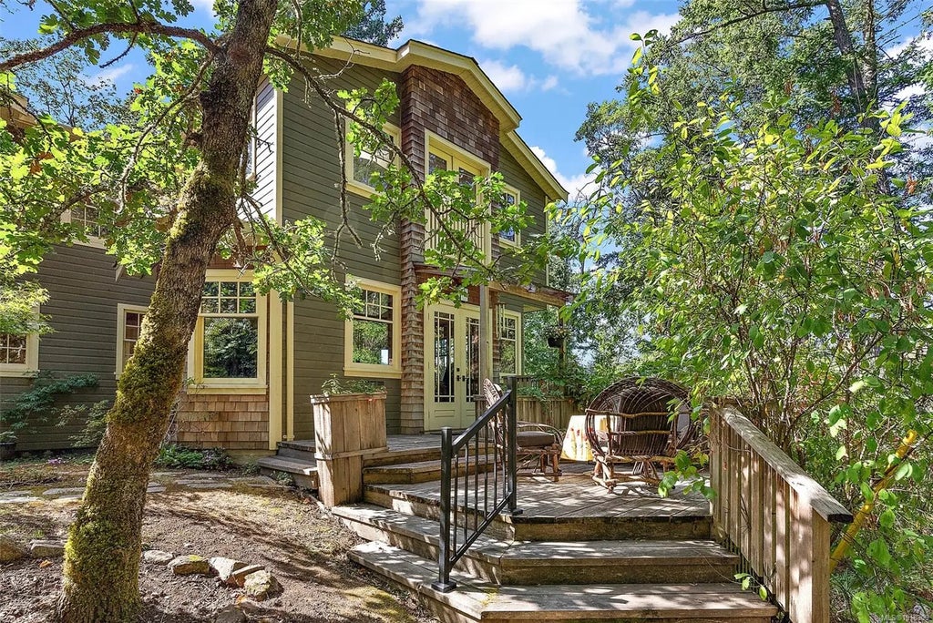800 Bardsey Lane, Central Saanich