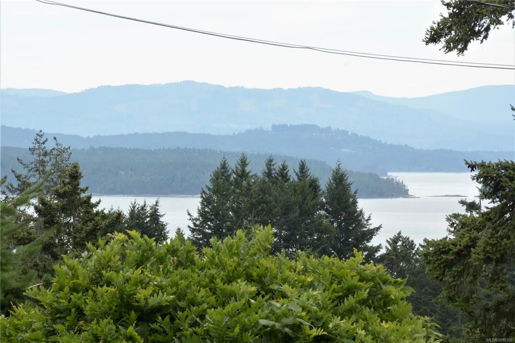 3614 Foc-sle Rd, Pender Island