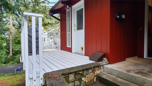 3 of 23 - 3328 Fulton Rd, Colwood, BC