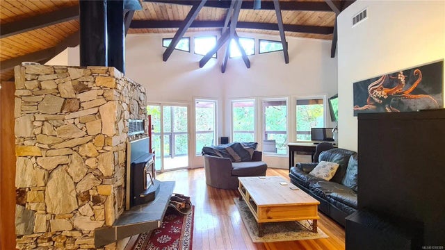 4 of 23 - 3328 Fulton Rd, Colwood, BC