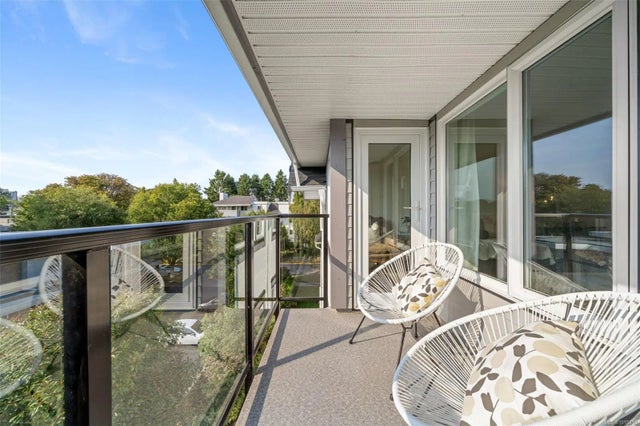 3 of 30 - 1121 Oscar St 402, Victoria, BC
