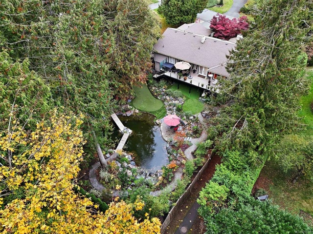 3 of 67 - 1602 Mayneview Terr, North Saanich, BC