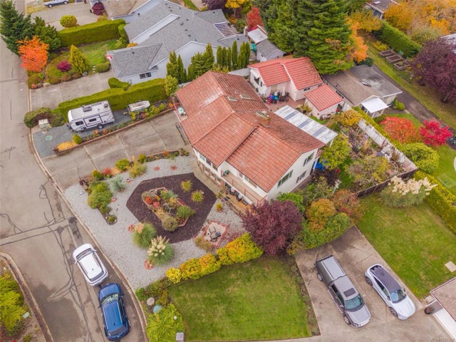 2 of 68 - 511 Panorama Pl, Parksville, BC